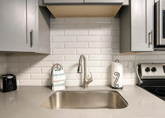 Aparthotel Remodeled 2 Bedroom